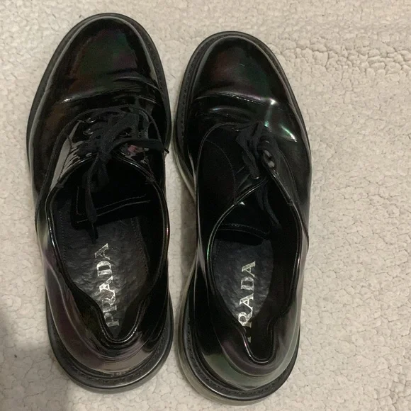 Prada Oil slick iridescent Lace Up Shoes - Picture 4 of 9